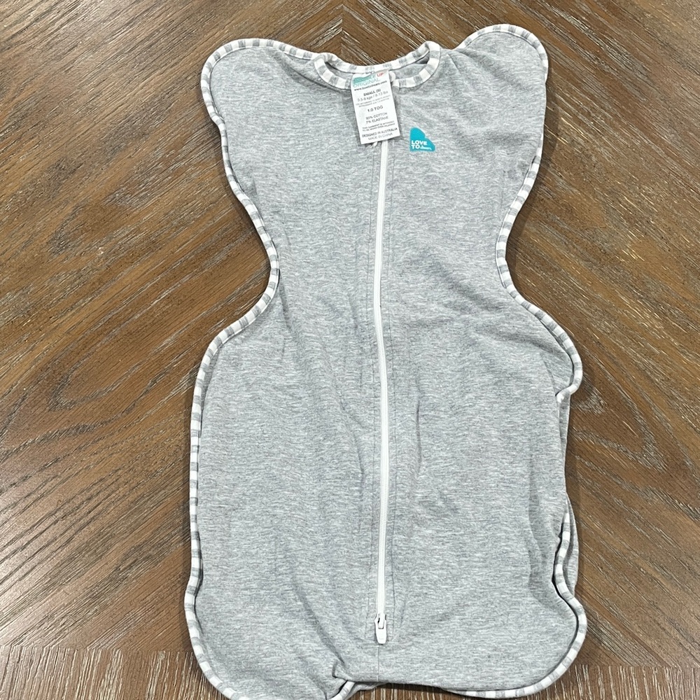 LOVE TO DREAM Swaddle